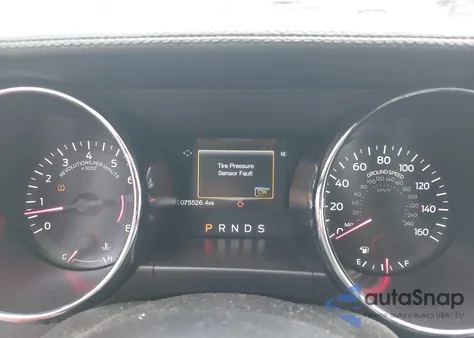 2015 Ford Mustang V6 из США, поврежденный, VIN 1FA6P8AM8F5391647